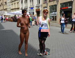 Bild 75476 von Schambereich in Kategorie Public Nude