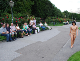 Bild 75324 von Schambereich in Kategorie Public Nude
