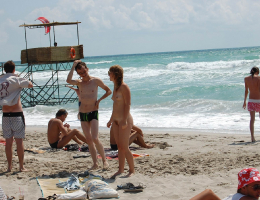Bild 74912 von Schambereich in Kategorie Public Nude