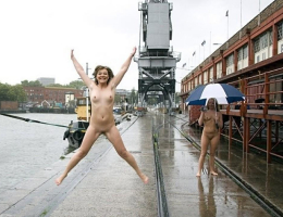 Bild 72679 von Schambereich in Kategorie Public Nude