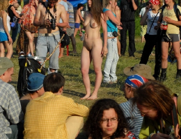 Bild 72957 von Schambereich in Kategorie Public Nude