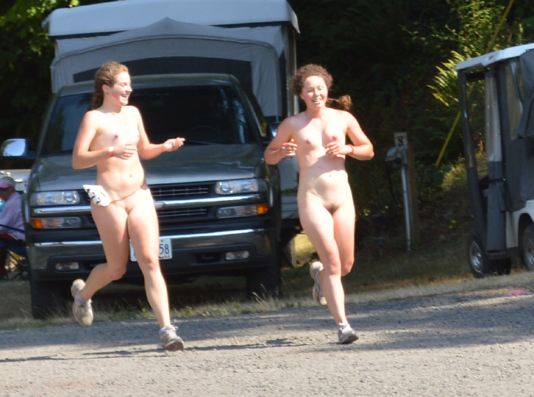 Bild 75797 von Schambereich in Kategorie Public nude