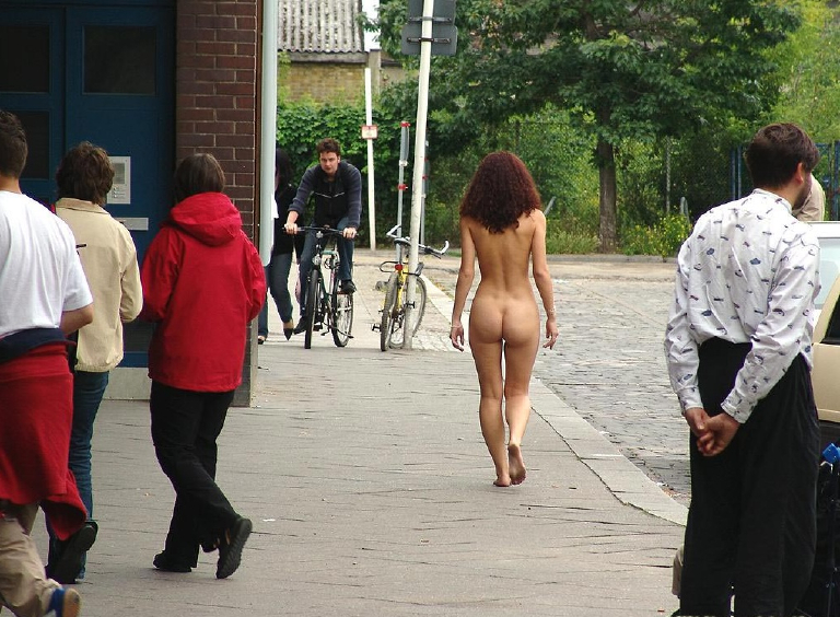 Bild 71342 von Schambereich in Kategorie Public nude