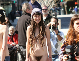 Bild 74977 von Schambereich in Kategorie Public Nude
