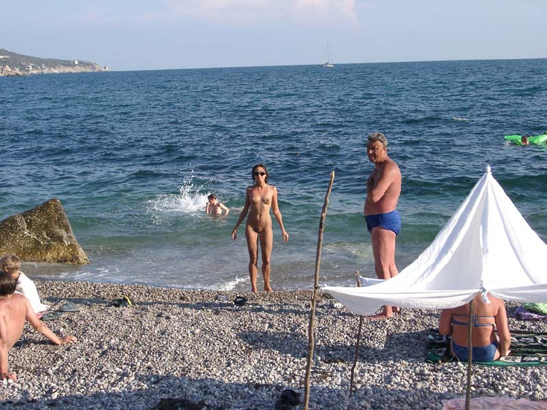 Bild 78500 von Schambereich in Kategorie Public nude