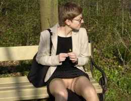 Bild 48858 von Schambereich in Kategorie Public Nude
