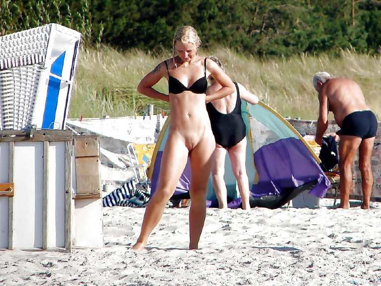 Bild 62876 von Schambereich in Kategorie Voyeurism