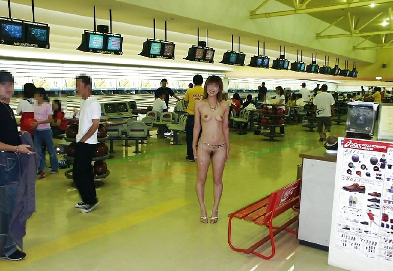 Bild 76777 von Schambereich in Kategorie Public nude