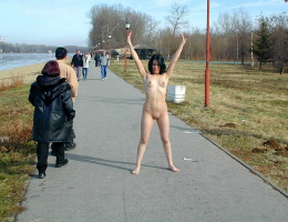Bild 70678 von Schambereich in Kategorie Public Nude