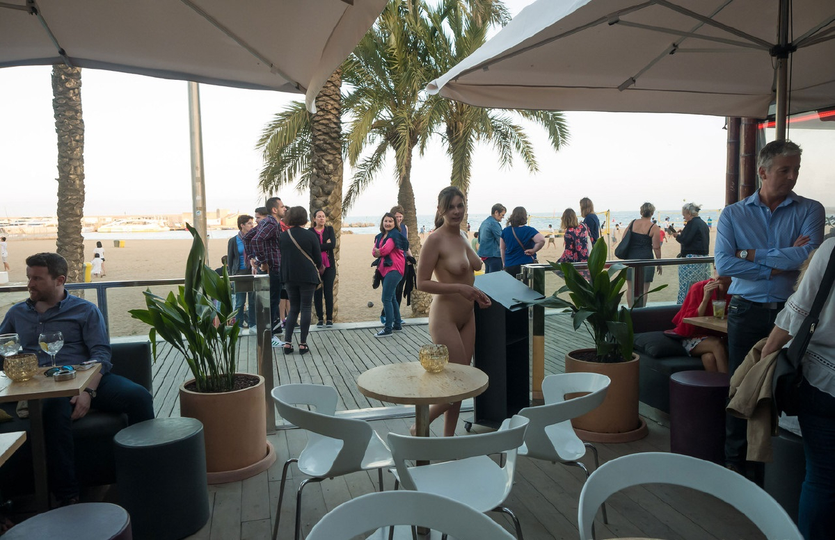 Bild 77379 von Schambereich in Kategorie Public Nude