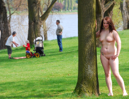 Bild 75676 von Schambereich in Kategorie Public Nude