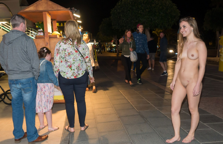 Bild 75415 von Schambereich in Kategorie Public nude