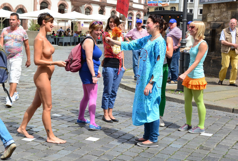 Bild 76124 von Schambereich in Kategorie Public nude