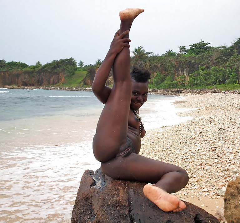 Bild 71886 von Schambereich in Kategorie Public nude