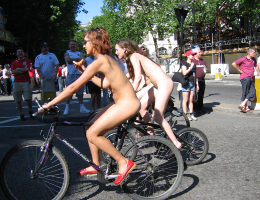 Bild 70399 von Schambereich in Kategorie Public Nude