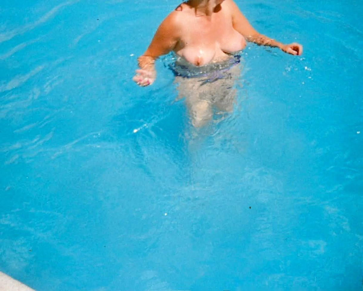 Bild 689690 von Grannylover in Kategorie Public Nude