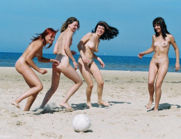 Bild 67934 von Schambereich in Kategorie Public Nude
