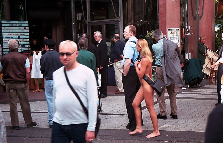 Bild 19532 von Schambereich in Kategorie Exhibitionism