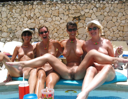 Bild 57358 von Schambereich in Kategorie Public Nude