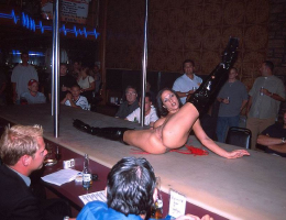 Bild 2432 von Schambereich in Kategorie BDSM