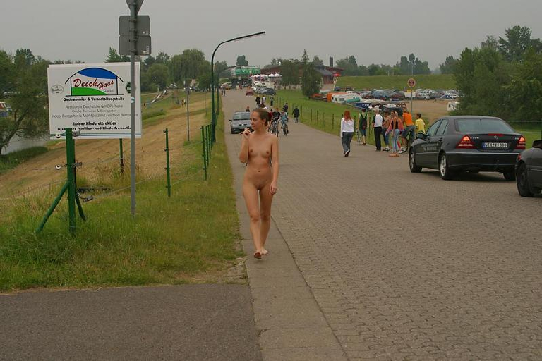 Bild 13459 von Schambereich in Kategorie Exhibitionism