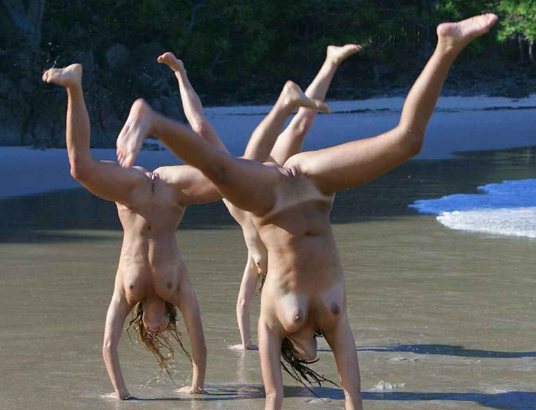 Bild 32854 von Schambereich in Kategorie Public nude