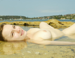 Bild 42017 von Schambereich in Kategorie Public Nude