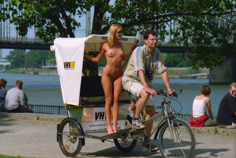 Bild 19533 von Schambereich in Kategorie Exhibitionism