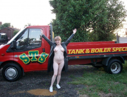 Bild 39216 von Schambereich in Kategorie Public Nude