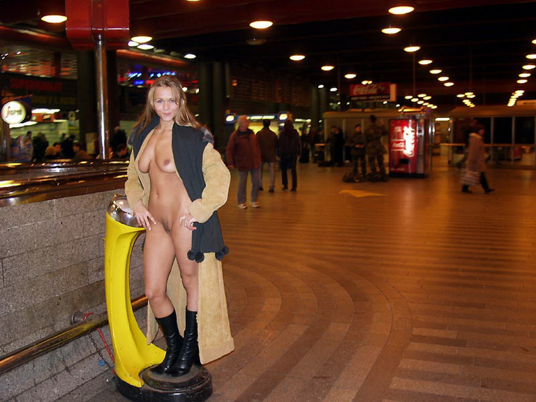 Bild 58105 von Schambereich in Kategorie Exhibitionism