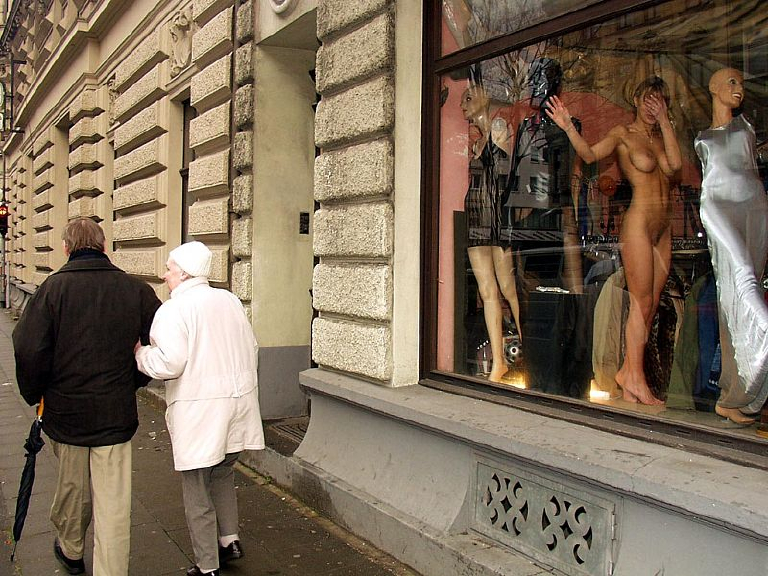 Bild 19019 von Schambereich in Kategorie Exhibitionism