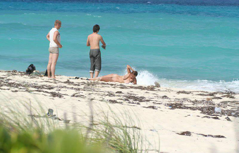 Bild 28157 von Schambereich in Kategorie Island of Shame