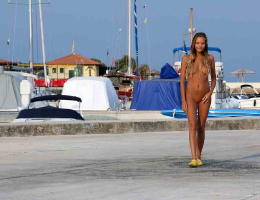 Bild 61519 von Schambereich in Kategorie Public Nude