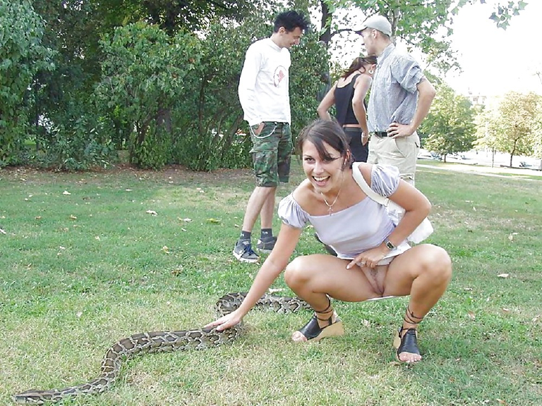 Bild 52546 von Schambereich in Kategorie Public nude