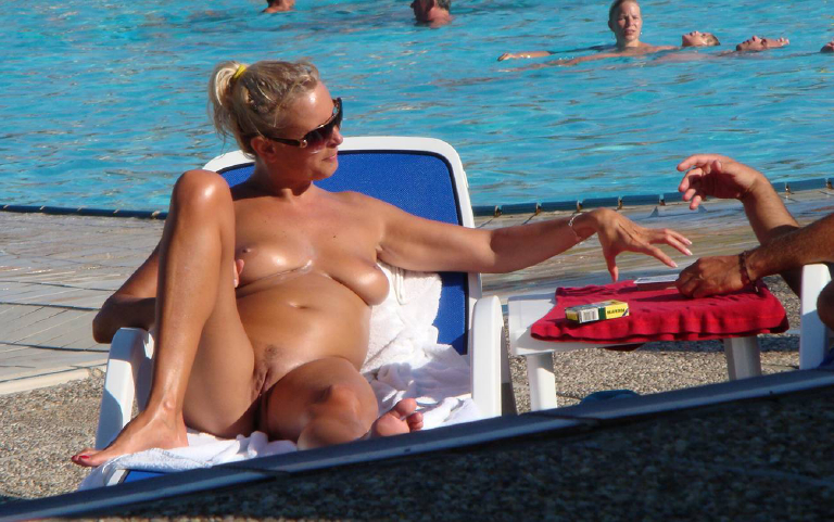 Bild 63789 von Schambereich in Kategorie Public nude