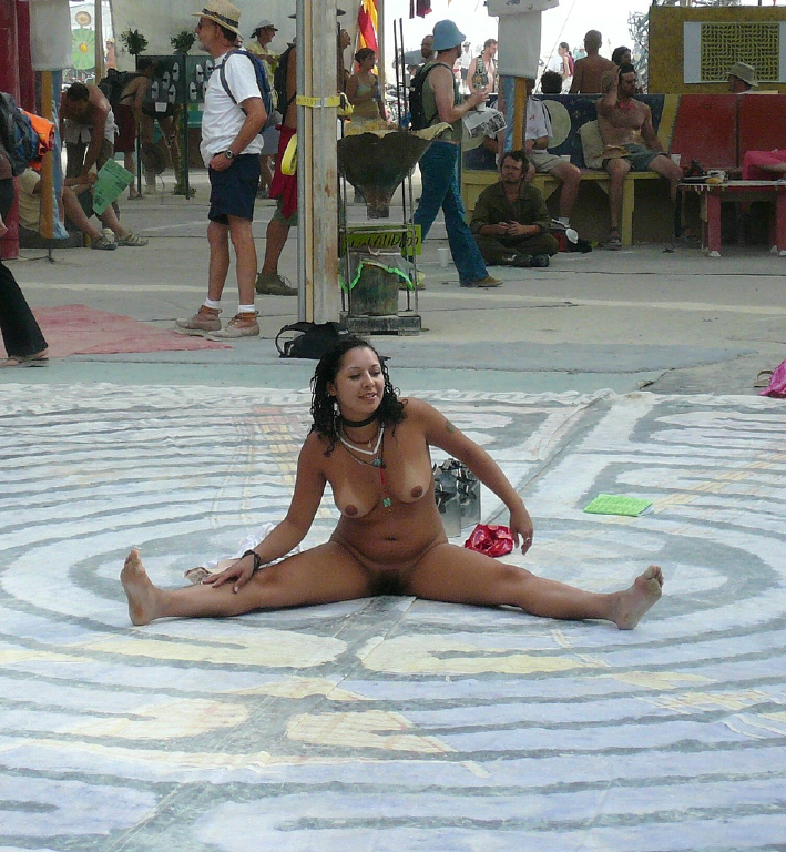 Bild 72673 von Schambereich in Kategorie Public nude