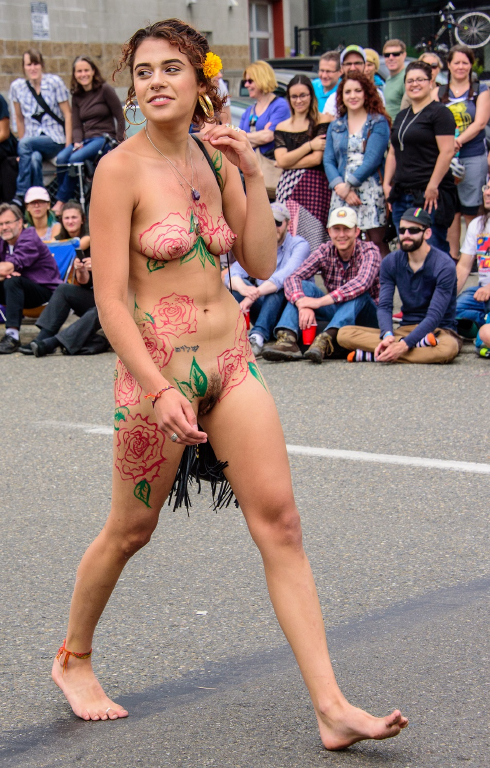 Bild 75580 von Schambereich in Kategorie Public nude