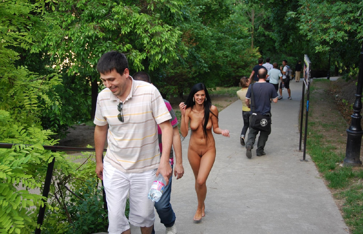 Bild 77615 von Schambereich in Kategorie Public Nude
