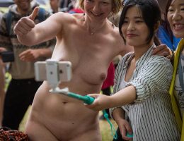 Bild 72853 von Schambereich in Kategorie Public Nude