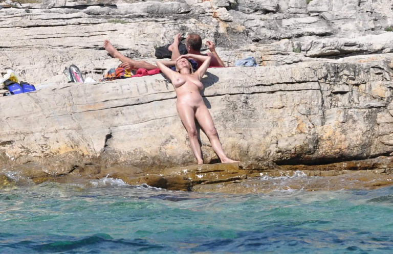 Bild 72480 von Schambereich in Kategorie Public nude