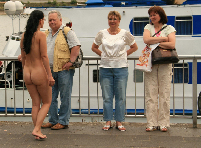 Bild 75671 von Schambereich in Kategorie Public nude