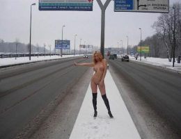 Bild 73321 von Schambereich in Kategorie Public Nude