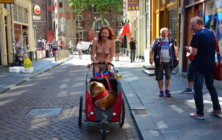 Bild 77384 von Schambereich in Kategorie Public nude
