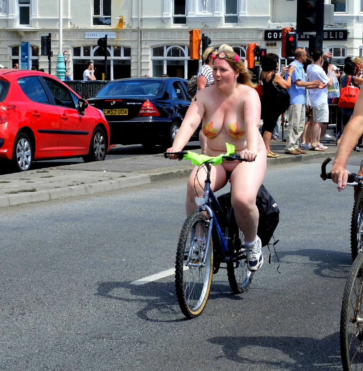 Bild 70411 von Schambereich in Kategorie Public Nude