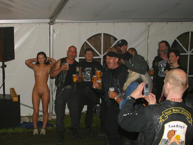 Bild 71344 von Schambereich in Kategorie Public nude