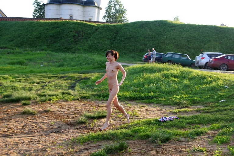 Bild 78598 von Schambereich in Kategorie Public nude