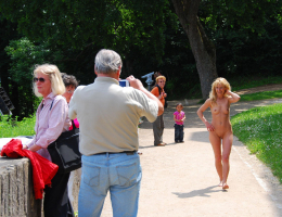 Bild 101784 von R2D2 in Kategorie Schamsituation