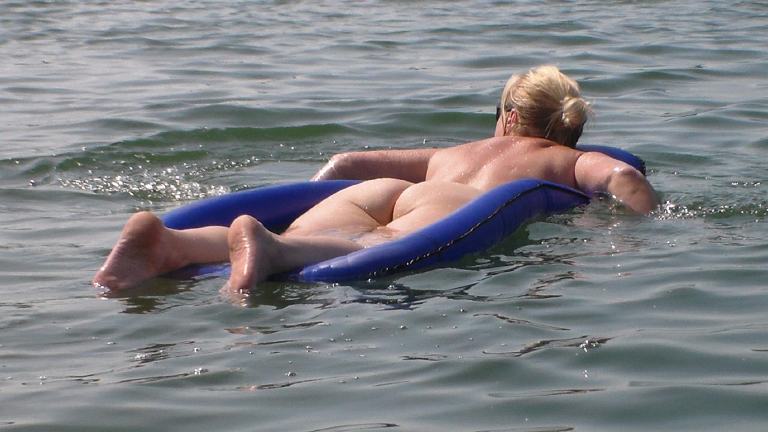 Bild 89911 von Fee in Kategorie Public nude