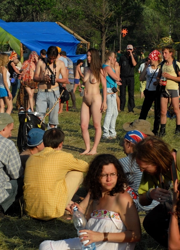 Bild 72957 von Schambereich in Kategorie Public Nude