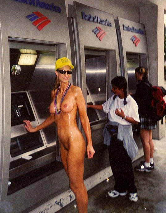 Bild 70108 von Schambereich in Kategorie Public Nude